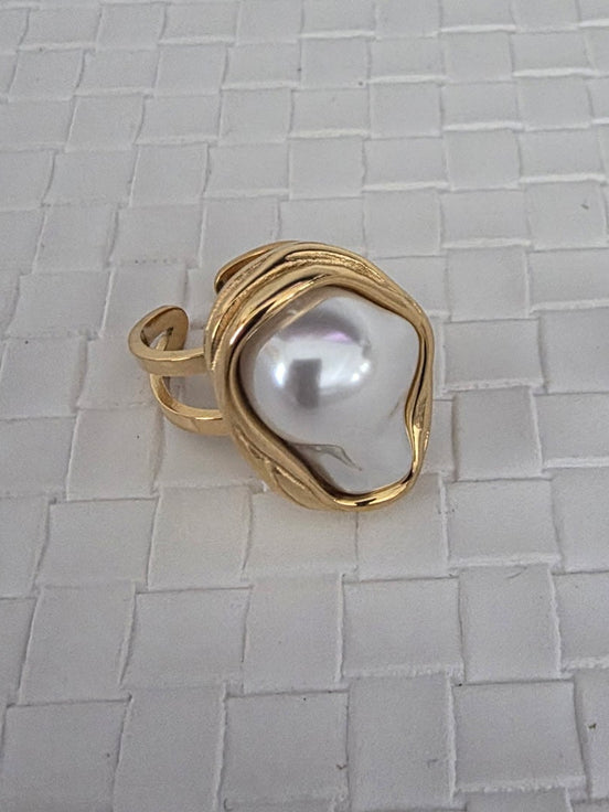 Chunky Pearl Ring Wholesale