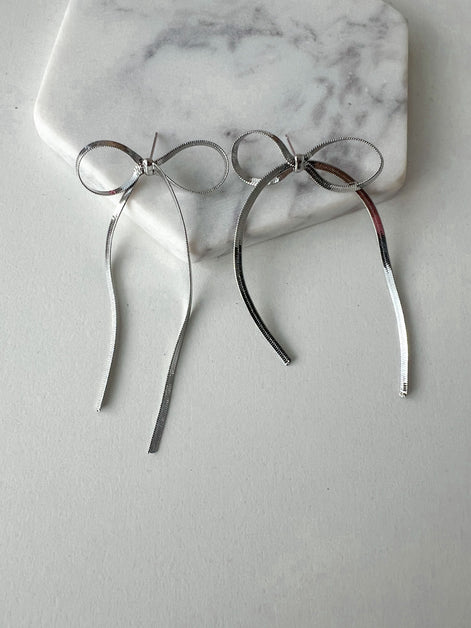Bow Herringbone Earrings