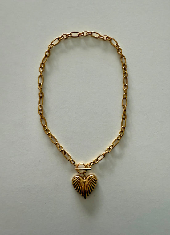 Scalloped Heart Necklace Wholesale