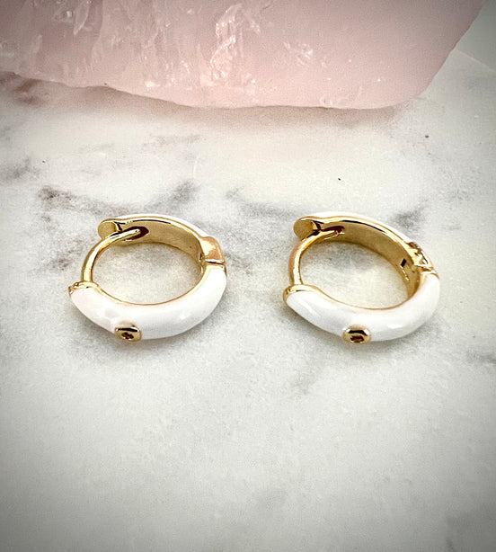 Tiny Hug Earrings