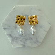 Coastal Pearl Earrings