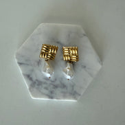 Coastal Pearl Earrings