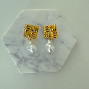 Coastal Pearl Earrings