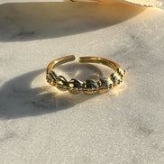 Dainty Heart Cluster Ring