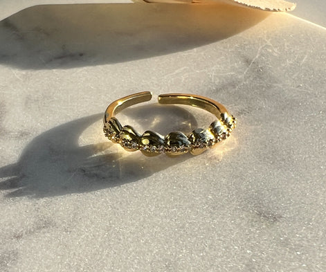 Dainty Heart Cluster Ring