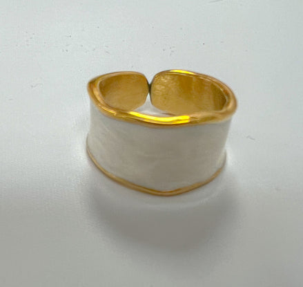 Gemma Ring
