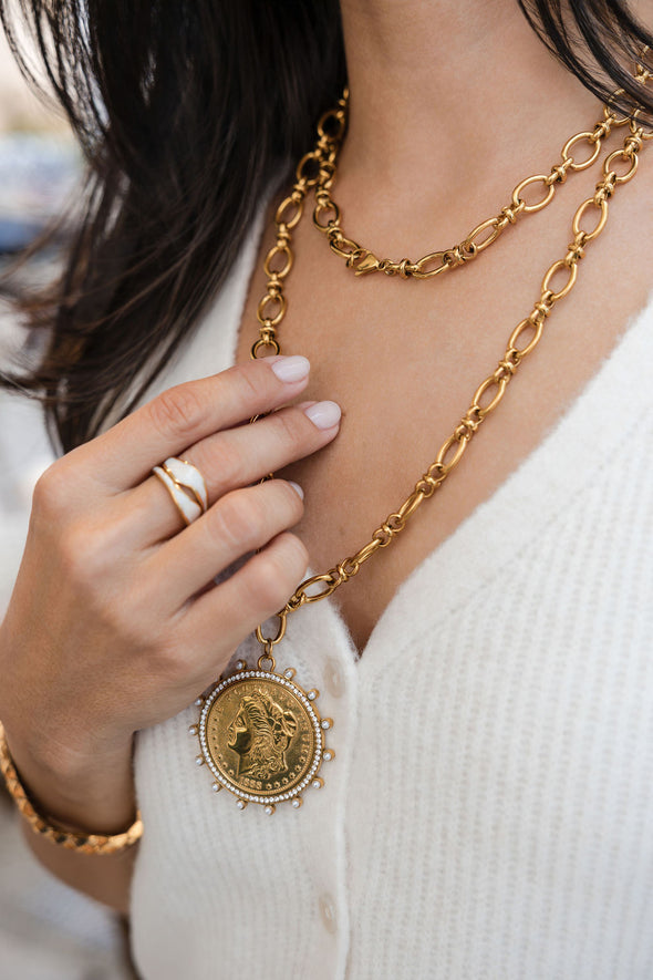 Elizabeth Medallion Pendant