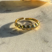 Dainty Heart Cluster Ring